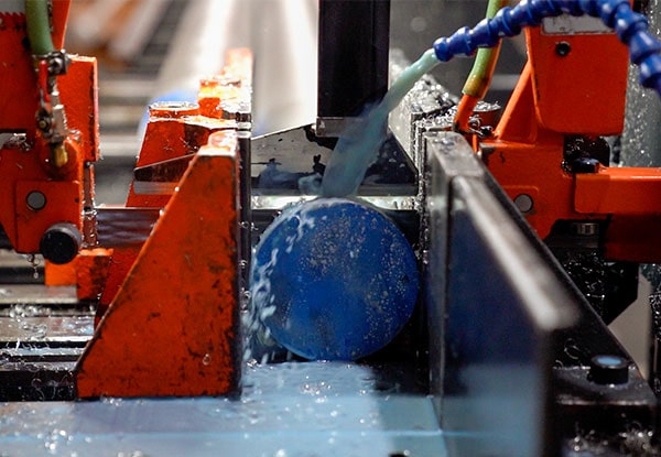 Extensive metal range