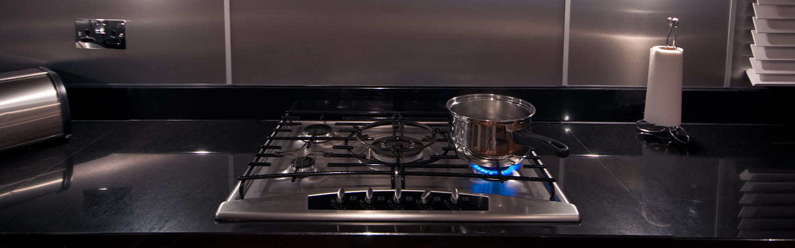 how to fit aluminium splashback for your kitchen wall