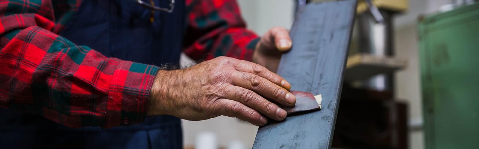 removing scratches on aluminium